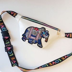 Ivory fanny pack